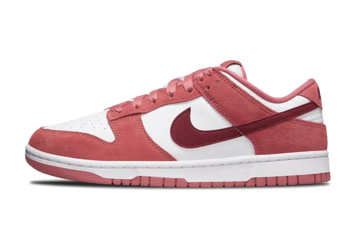 nike dunk low wmns valentine's day FQ7056-100